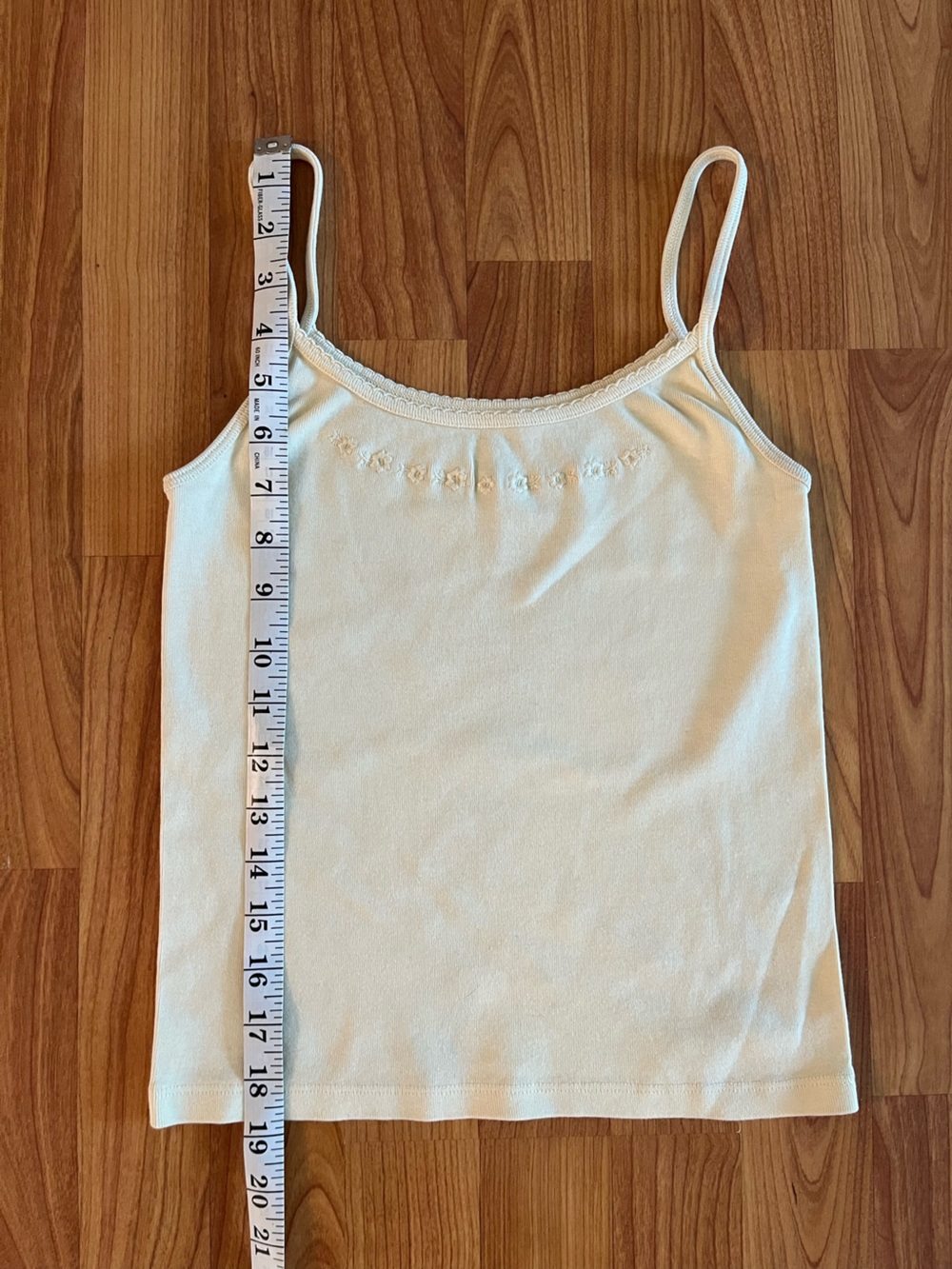 Brandy Melville John Galt Women's butter yellow Spaghetti Strap Camisole Top - Picture 3 of 5